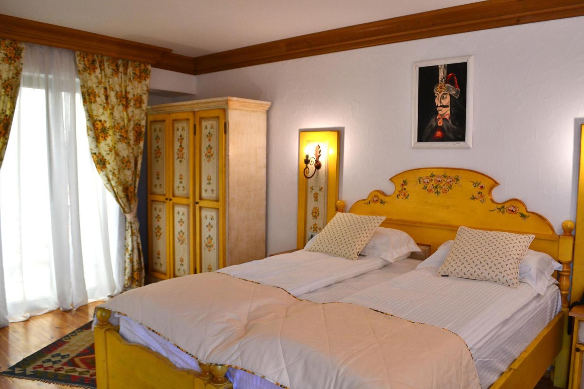 Casa Comana Boutique Bucureşti